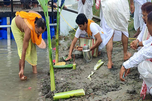 Assam: Dakhinpat Satra devotees pray for safety, prosperity at Brahmaputra's Afala Ghat