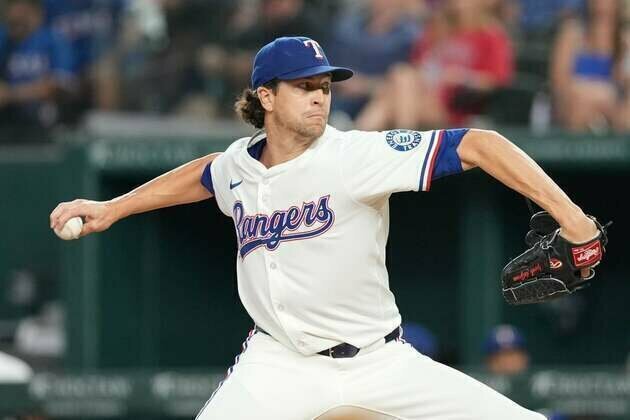 Rangers aim to ride Jacob deGrom to series win against Astros
