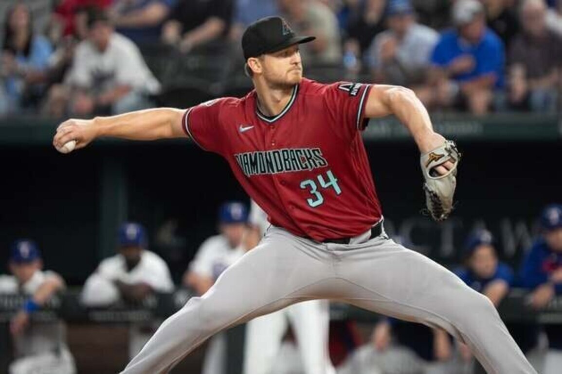 Diamondbacks pitchers toss another gem, shut out Rangers