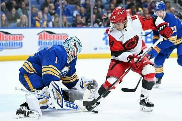 Surging Sabres take down East-leading Hurricanes 4-1
