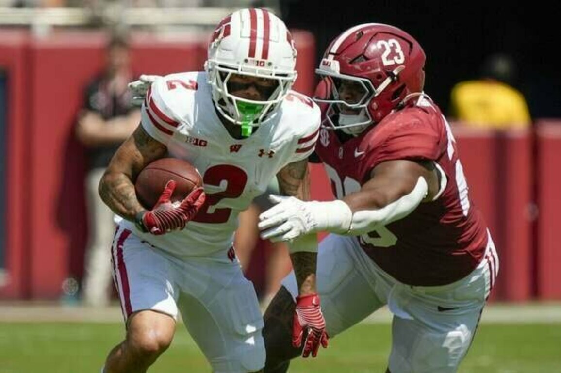 Complete effort gets No. 19 Alabama past Wisconsin