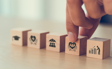 Financial advice should be added to workplace benefits – report