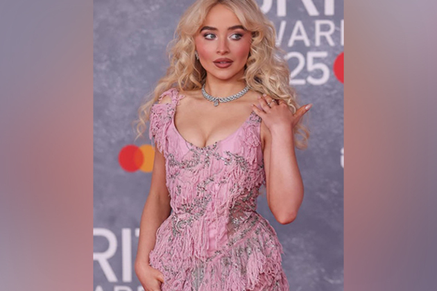 Sabrina Carpenter hits back at comment over her 'Man's Best Friend' album cover