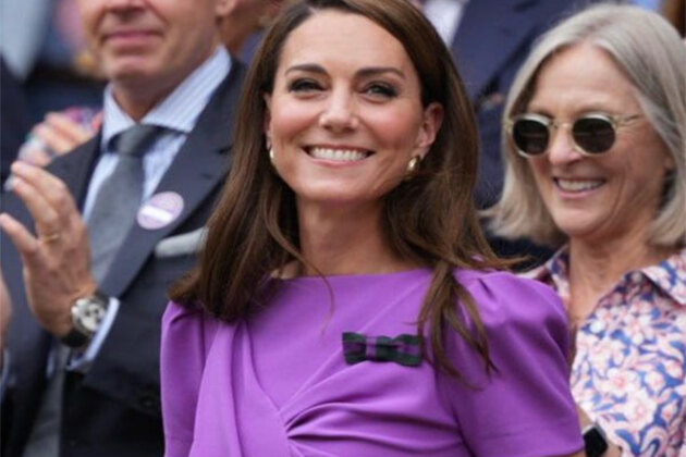 Kate Middleton opens up about her cancer struggles during hospital visit
