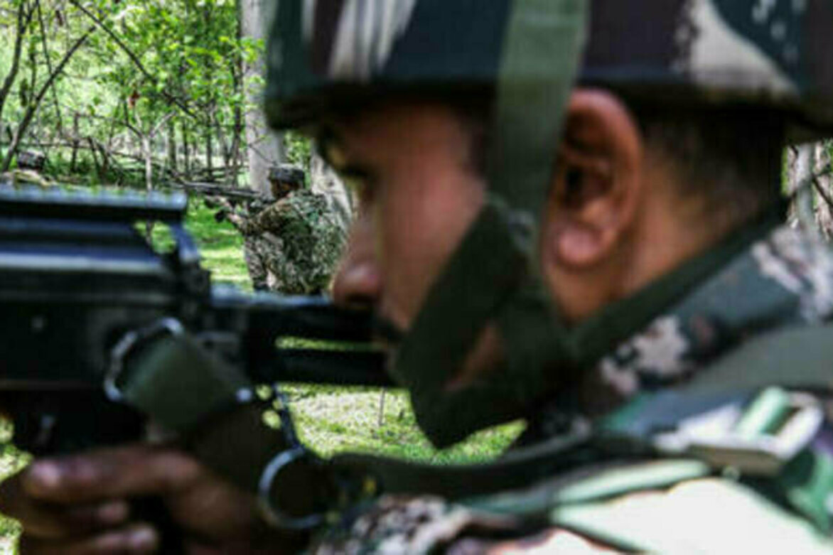 Gunshots reported at India-Pakistan border