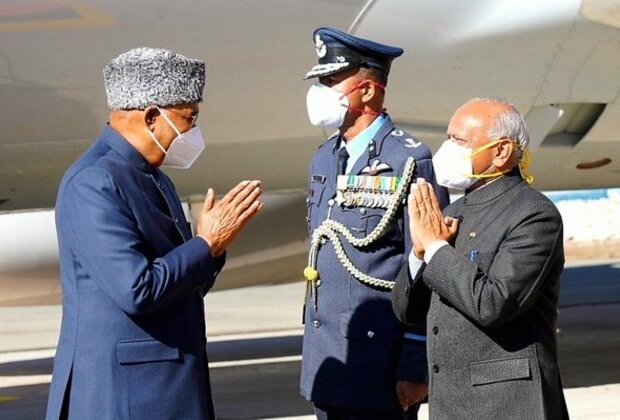 President Kovind in Ladakh for celebrating Dussehra with troops, welcomed by L-G R K Mathur