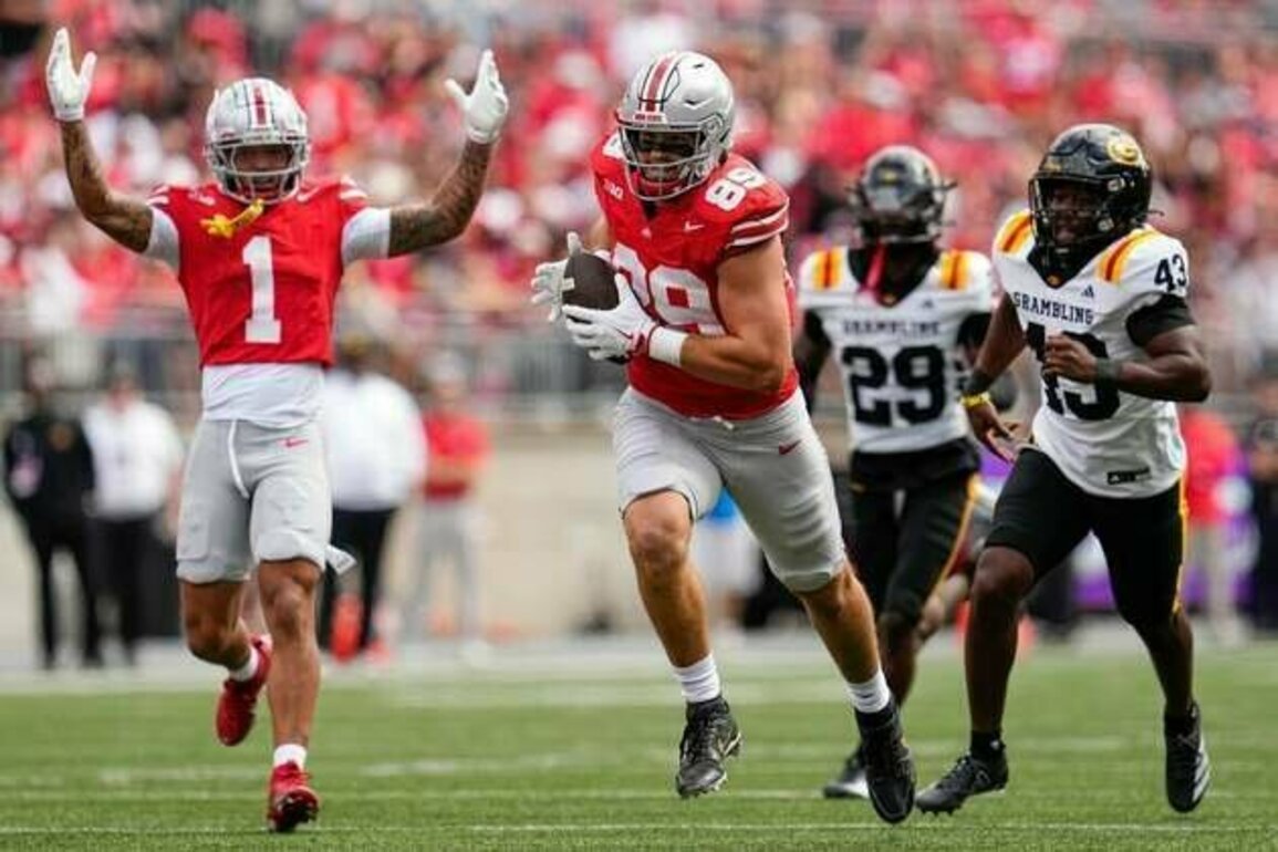 Julian Sayin throws four TDs as No. 1 Ohio State torches Grambling