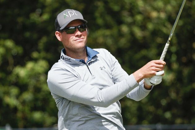 Adam Schenk takes lead at Valspar Championship