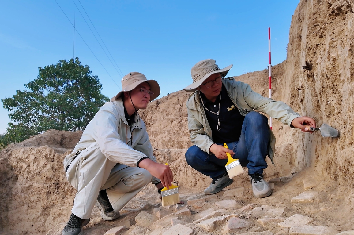 UZBEKISTAN-KUVA-CHINA-ARCHAEOLOGISTS-ANCIENT CITY WALLS-DISCOVERY