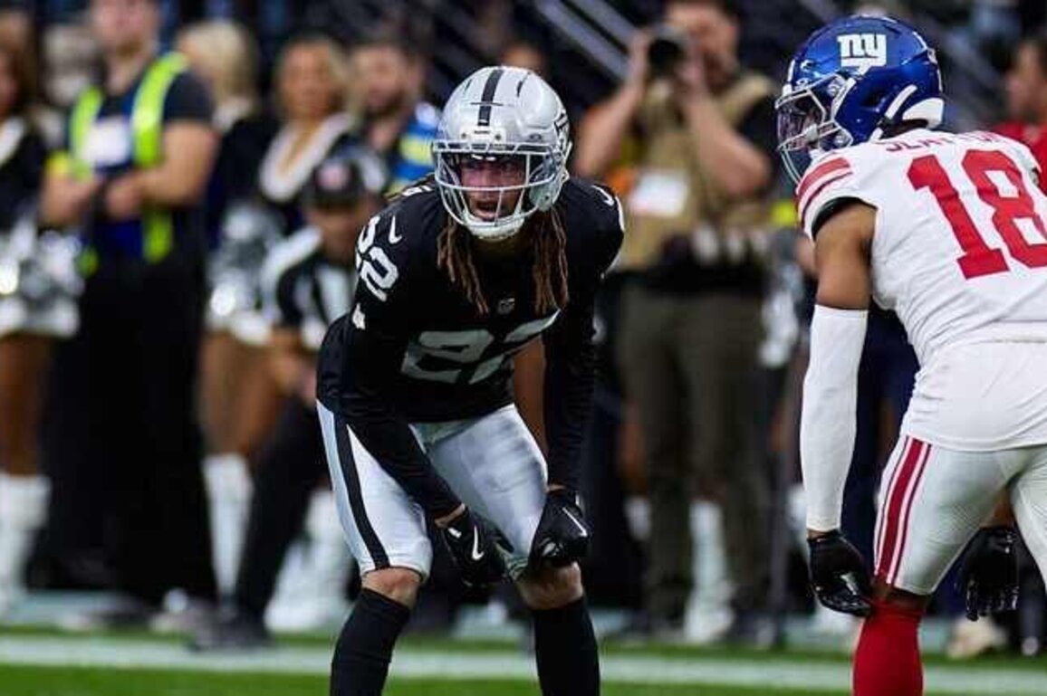 Why NFL.com considers Eric Stokes the Raiders' 2025 'unsung hero'