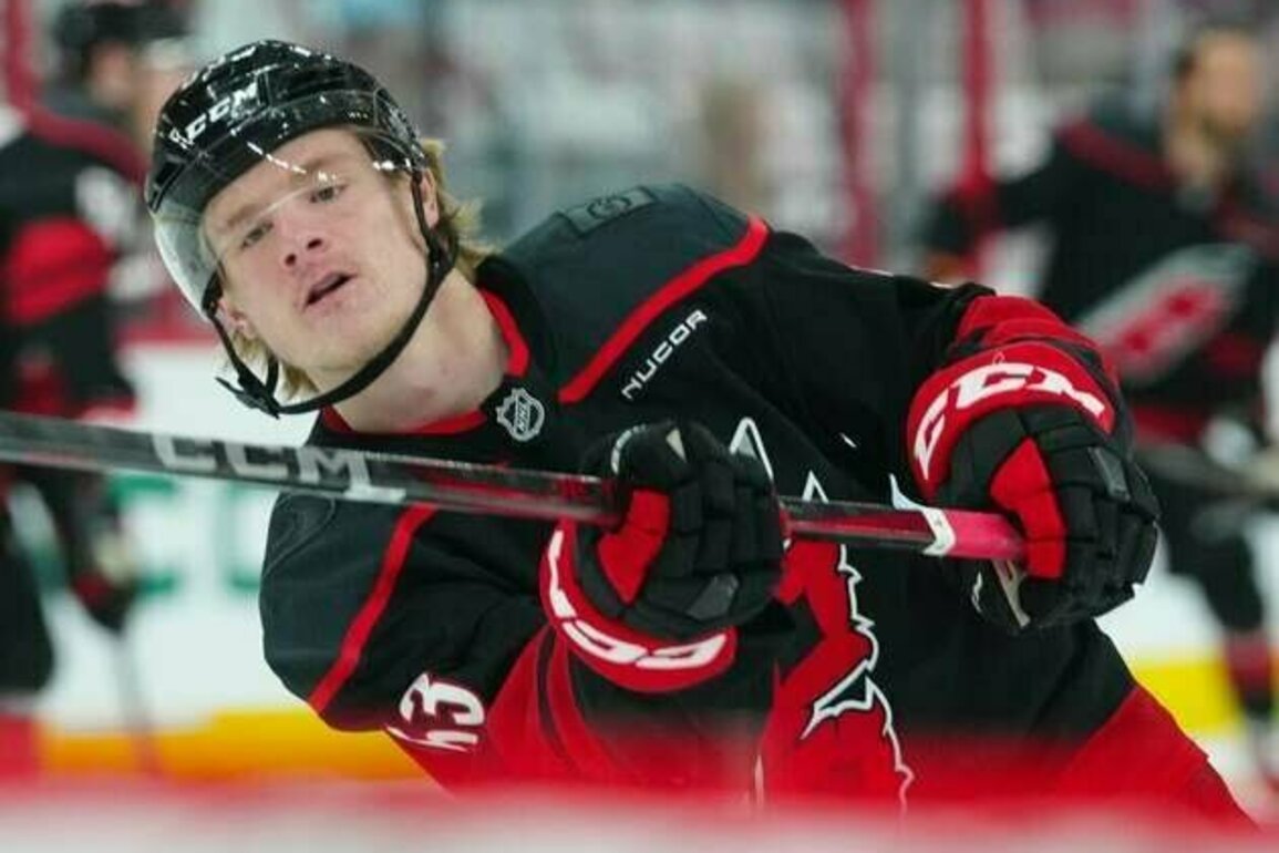 Hurricanes F Jackson Blake signs 8-year, $45M extension