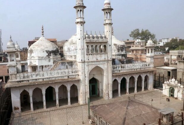 Gyanvapi Mosque: Allahabad HC dismisses Muslim side's plea challenging right to worship by Hindu women