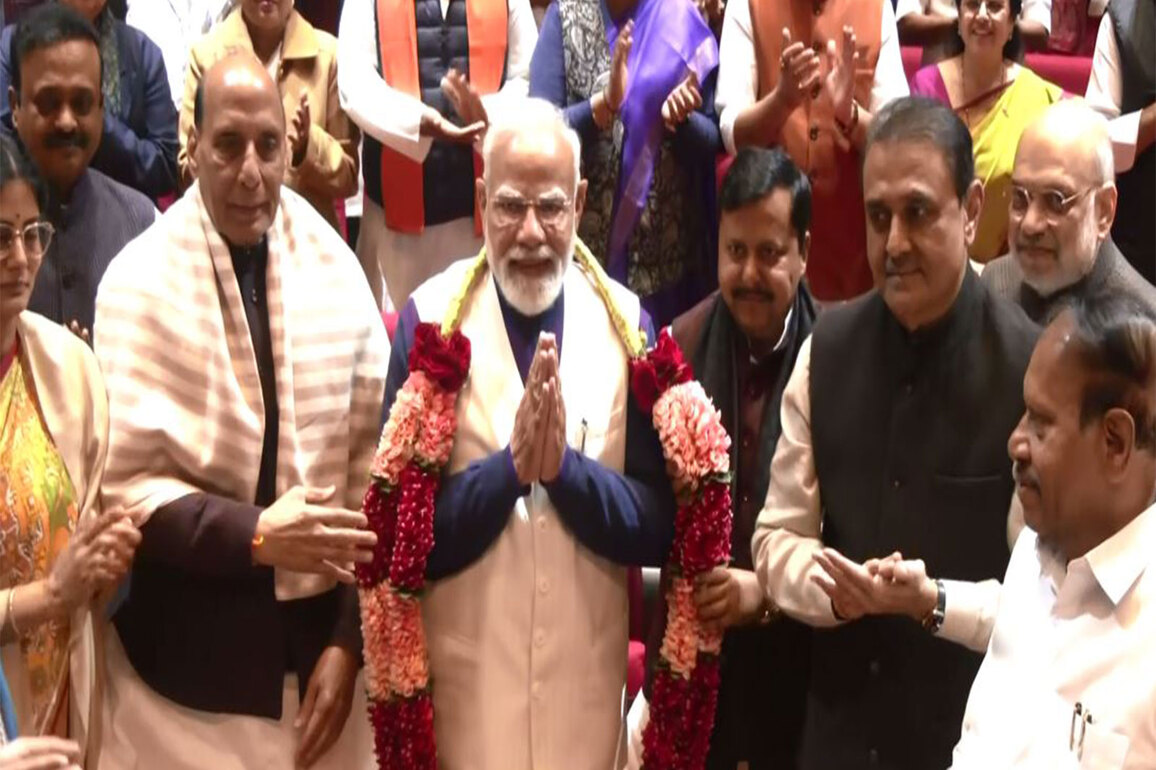NDA MPs chant "Jai Modi" as PM felicitated for India-US trade deal