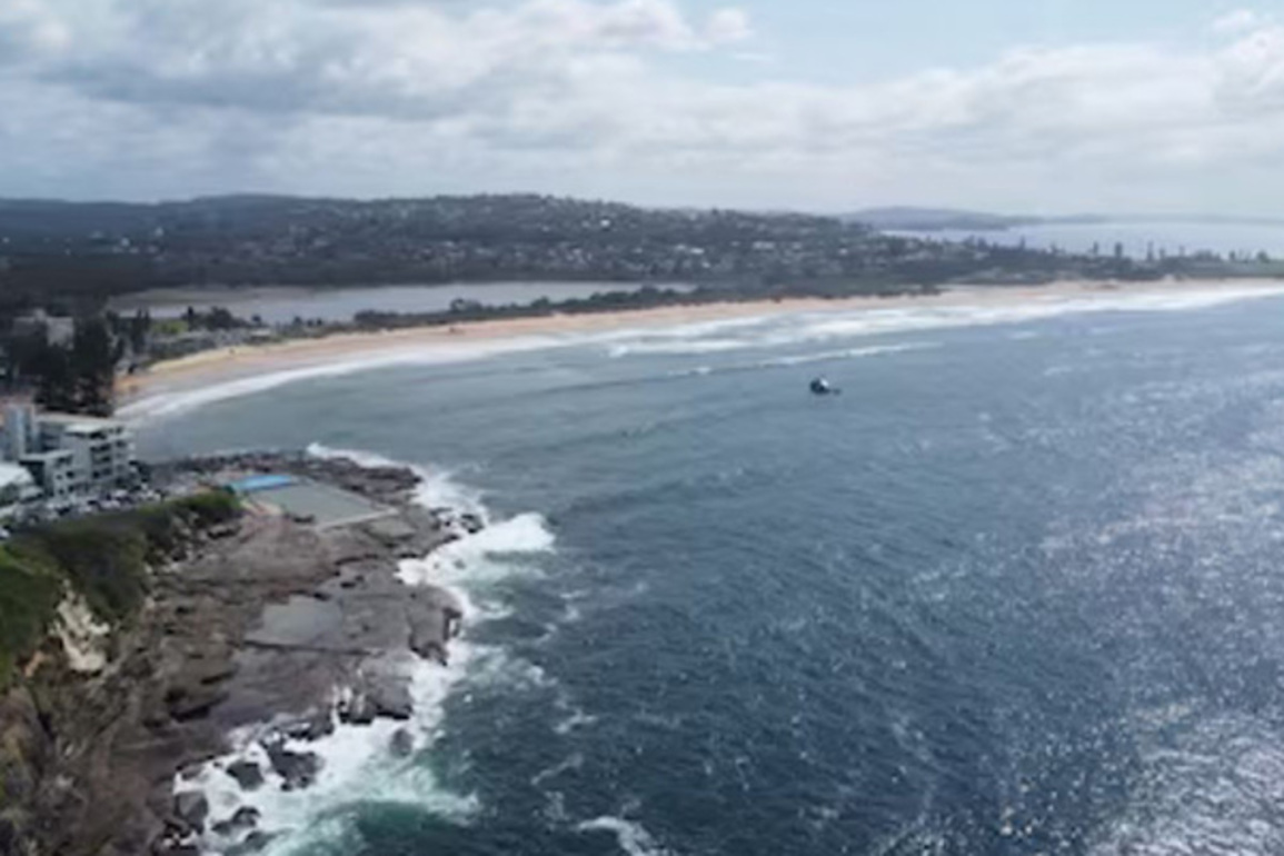 Australian authorities on lookout after sharks mauls surfer to death