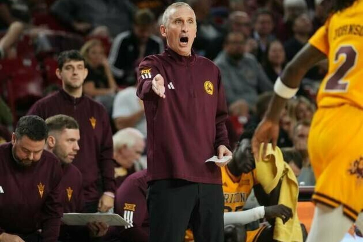 Arizona State holds on, tops Washington State in Maui semifinals