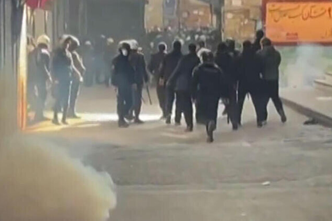 Death toll mounts in Iran protests as authorities cut internet access