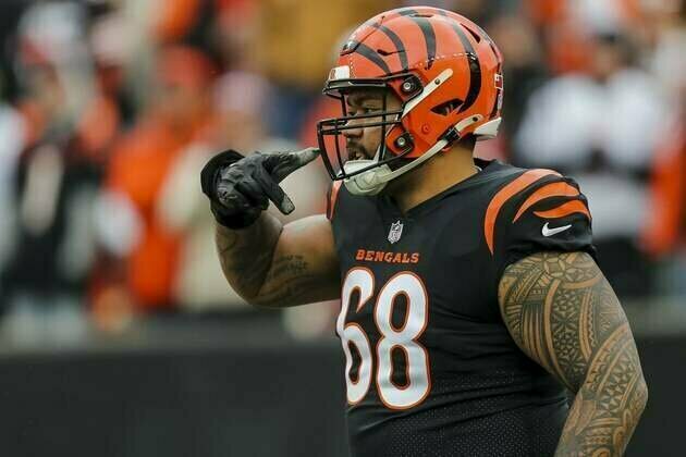 Colts sign DT Josh Tupou, place OL Jack Wilson on IR