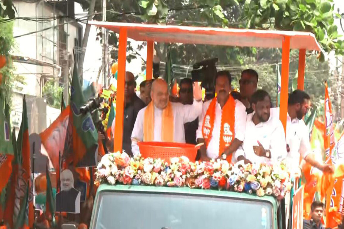 Keralam polls: Amit Shah holds roadshow for BJP candidate KP Prakash Babu in Beypore