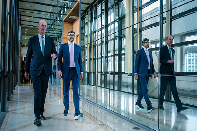 UAE Foreign Minister Abdullah bin Zayed, French Minister of Economy, Finance and Industry explore joint cooperation