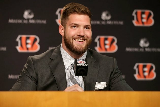 Report: Bengals LT Jonah Williams requests trade
