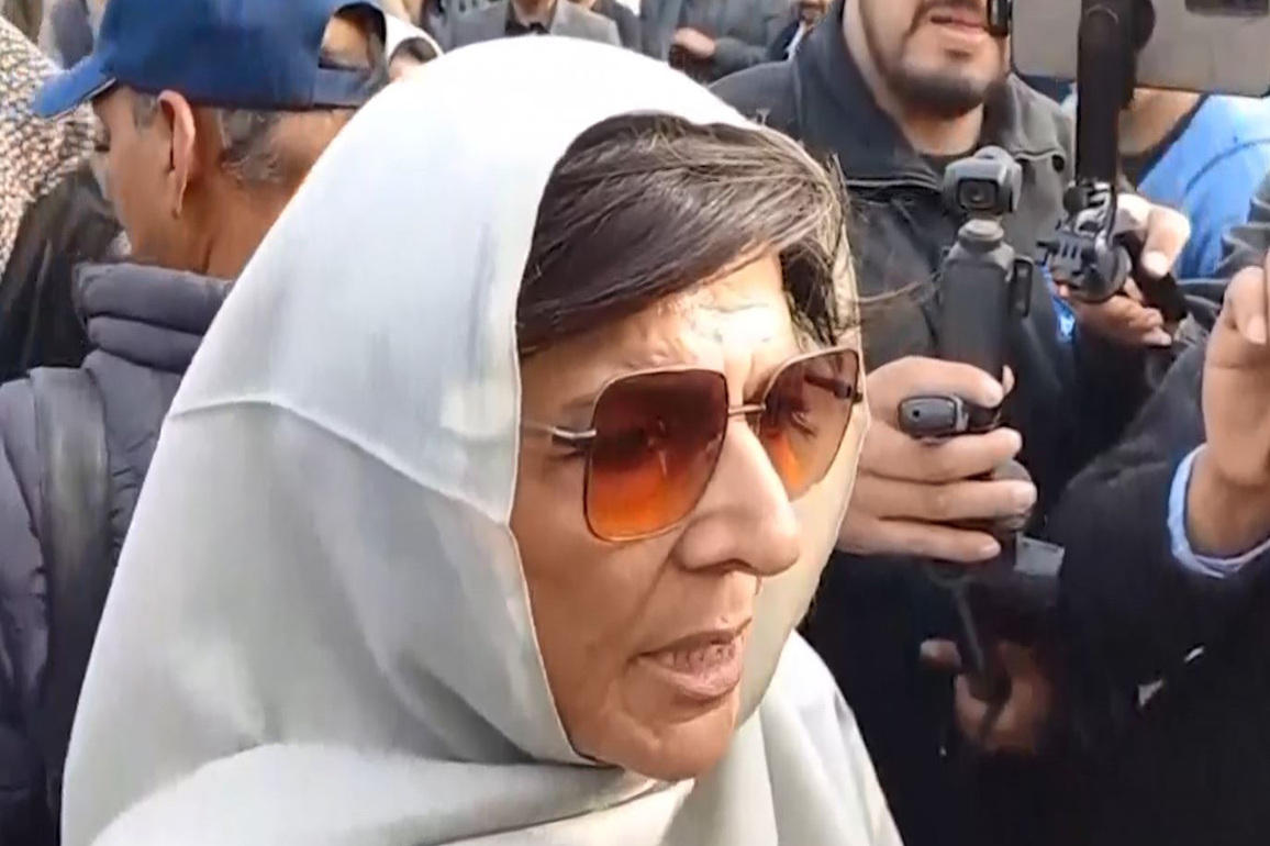 Imran Khan "kept in illegal isolation", says sister Aleema as PTI stages protest outside Adiala Jail
