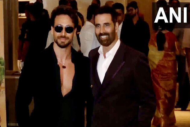 Akshay Kumar, Raveena Tandon, Tiger Shroff attend screening of 'Mera Desh Pehle: The Untold Story Of Shri Narendra Modi'