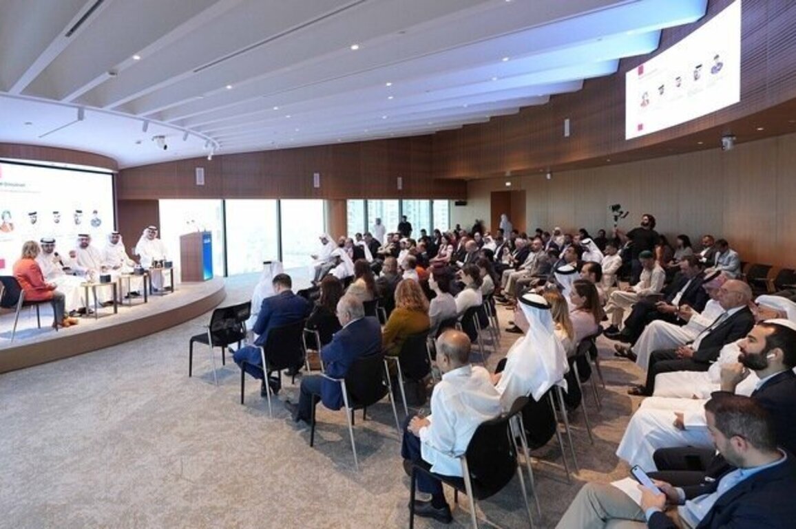 Dubai Chamber of Commerce discusses enhancing private sector competitiveness