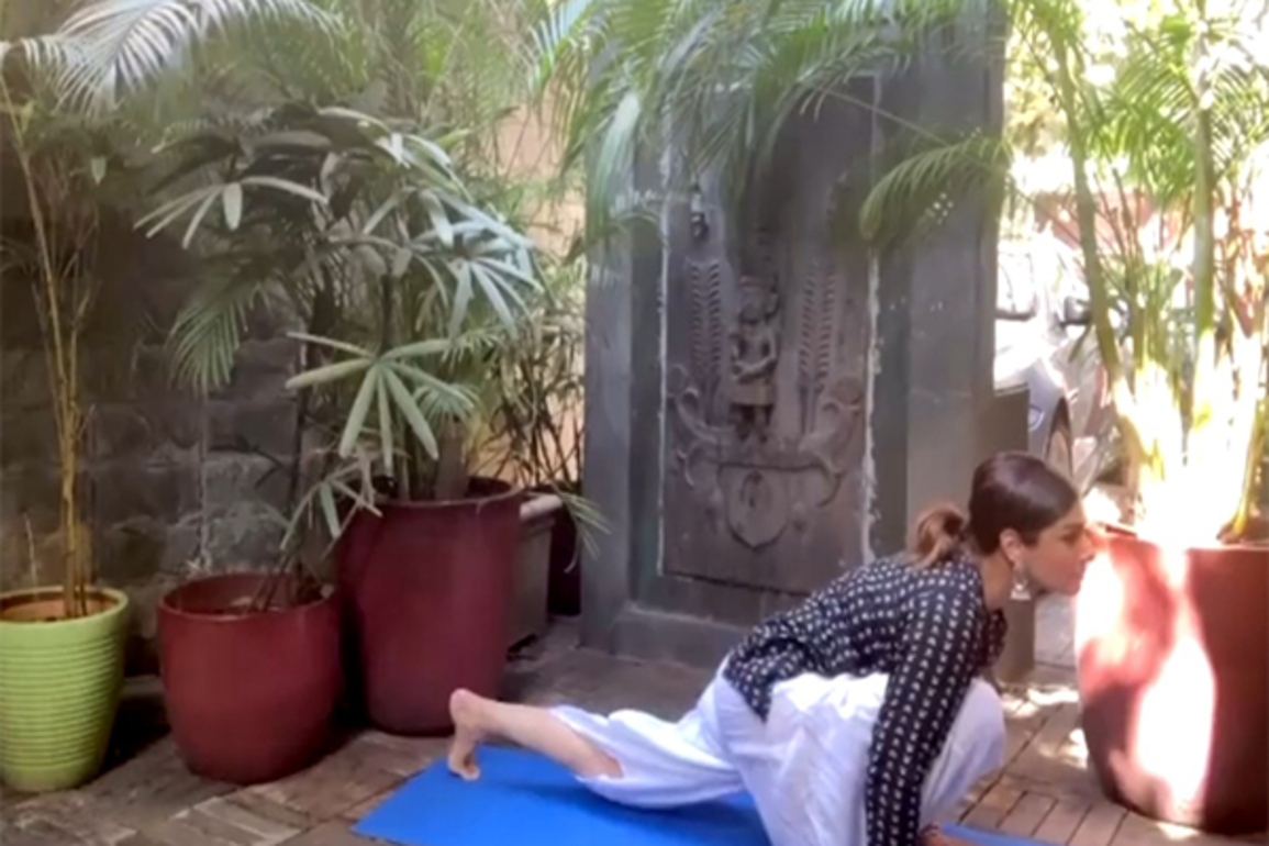 Raveena Tandon celebrates International Day of Yoga