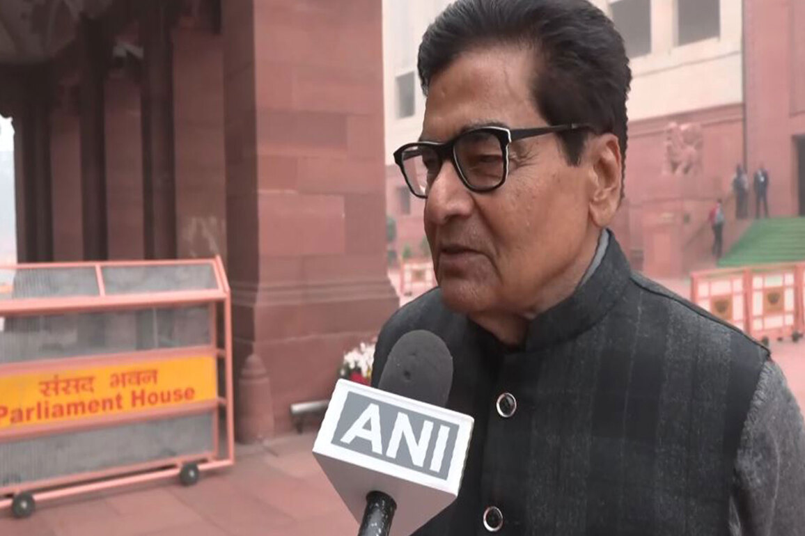 "According to the Delhi CM, there is no pollution...": Samajwadi Party MP Ram Gopal Yadav