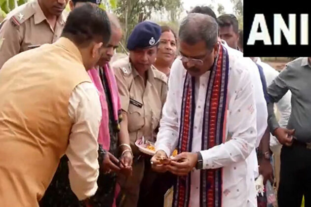Dharmendra Pradhan vows to achieve net-zero India by 2070, takes part in 'Ek Ped Maa Ke Naam' drive