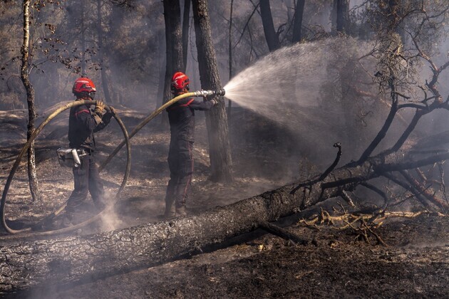 'Standing shoulder to shoulder': Macron pledges national recovery as unprecedented wildfires ravage France and Spain