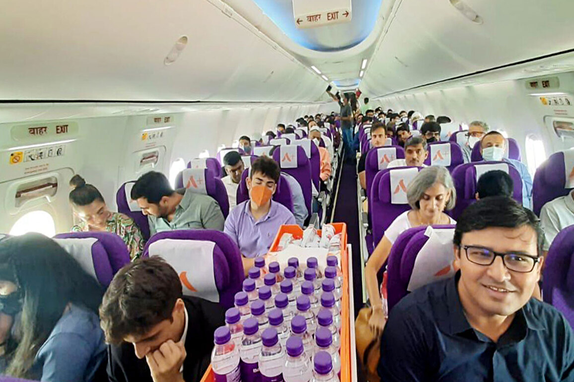 Akasa Air boosts 'Pets on Akasa' service with new perks for travellers