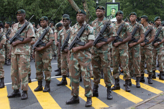 Soldiers deployed to combat crime in South Africa