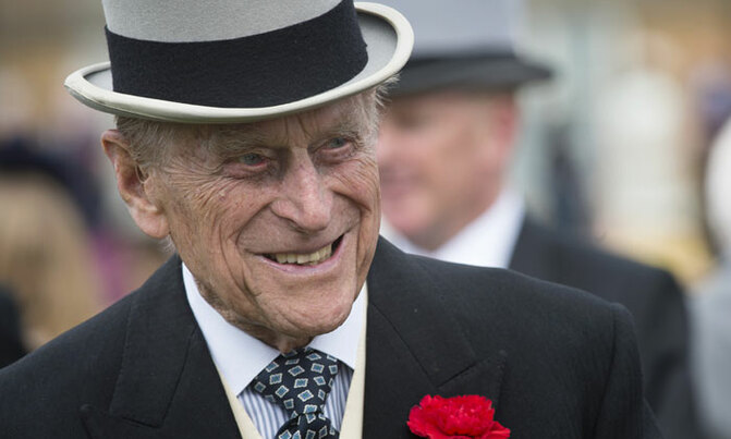 Prince Philip, 97, drives without seatbelt two days after crash Prince Philip, 97, drives without seatbelt two days after crash