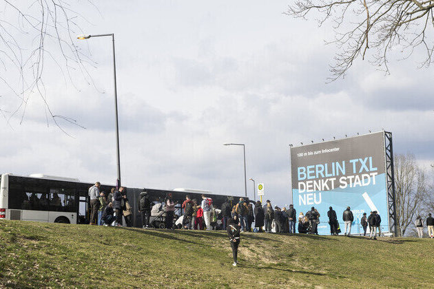 Asylum applications in Germany plummeting  media