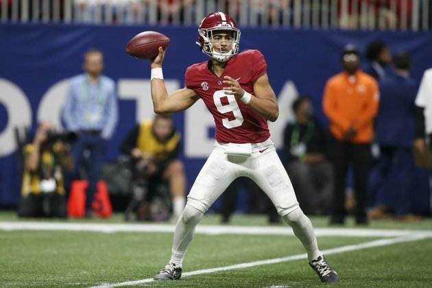 Top 25 roundup: No. 3 Alabama stuns No. 1 Georgia in SEC title game