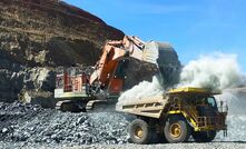 Earthtrack is helping Silver Lake Resources' excavator operators better load the Mount Monger mine's trucks.