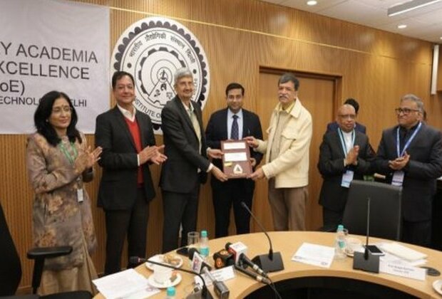 DIA-CoE IIT Delhi signs MoA with Reliance Industries for development of indigenous polymeric ballistic material