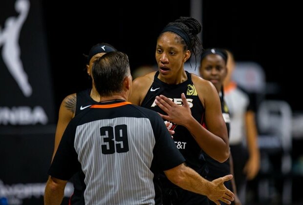 WNBA reaches 3-year agreement with referees association