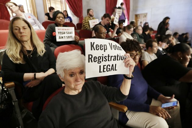 Judge: New Tennessee Voter Signup Penalties Create &#039;Chilling Effect&#039;