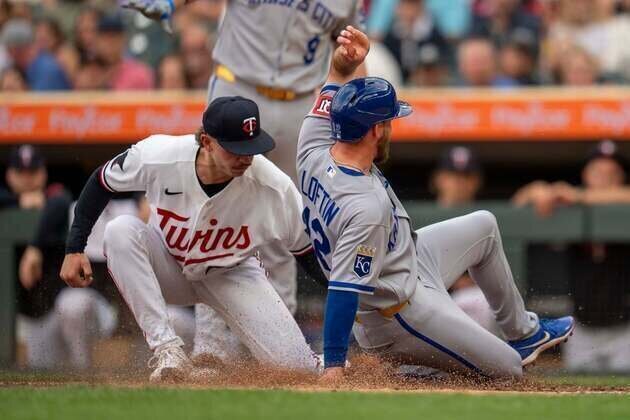 Josh Rojas' pinch-hit single in ninth pushes Royals past Twins