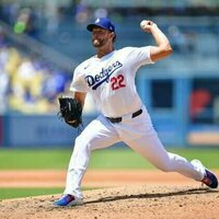 Reports: Clayton Kershaw, Dodgers agree to deal for 18th season