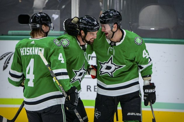 Stars aim for franchise-record eighth straight victory in Vegas