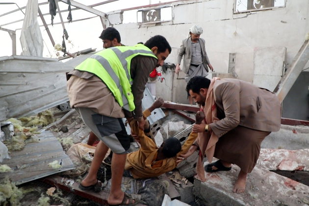 PhotoFlash | At least 30 African migrants killed in U.S. airstrikes on detention center in N. Yemen: Houthis