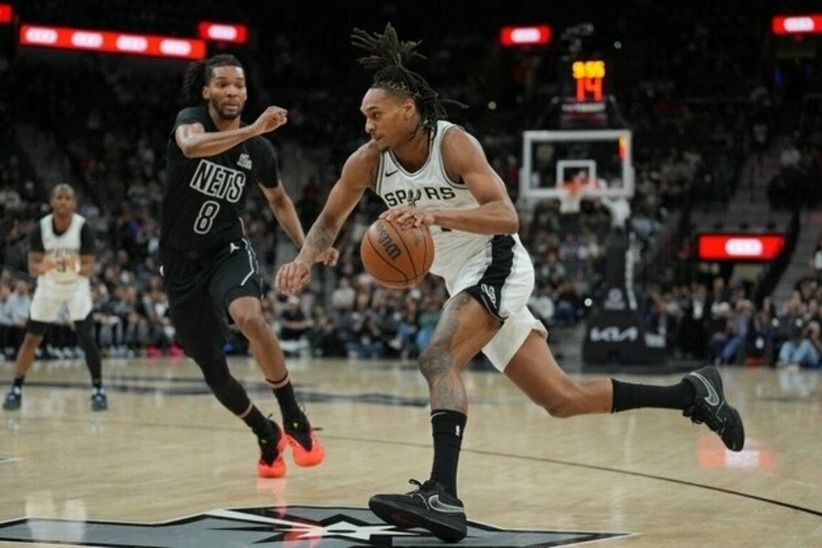 Devin Vassell's career night sparks Spurs past Nets
