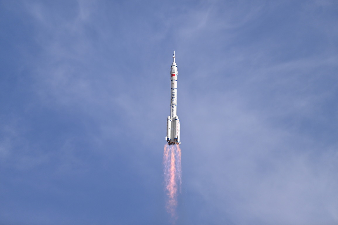 (EyesOnSci) CHINA-JIUQUAN-SHENZHOU-20-LAUNCH (CN)