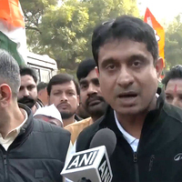IYC expands 'Indian Youth cockroaches campaign' into "nationwide youth resistance movement"