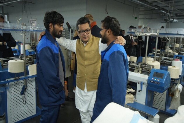 MoS Margherita lays foundation for textile exports, discusses jobs for Indians during Russia visit
