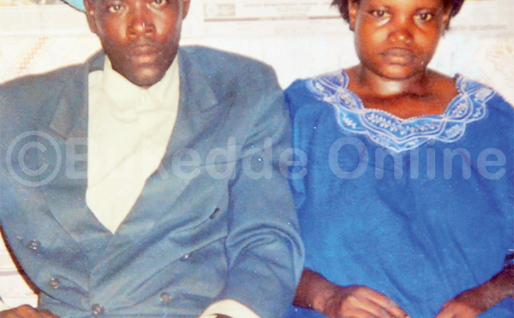 Namukabire ng’ali ne bba Wamwine. Namukabire ng’ali ne bba Wamwine.