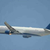 Boeing engine catches fire during takeoff (VIDEO)